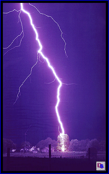 http://www.cl.cam.ac.uk/~awm22/pic/lightning-2.gif