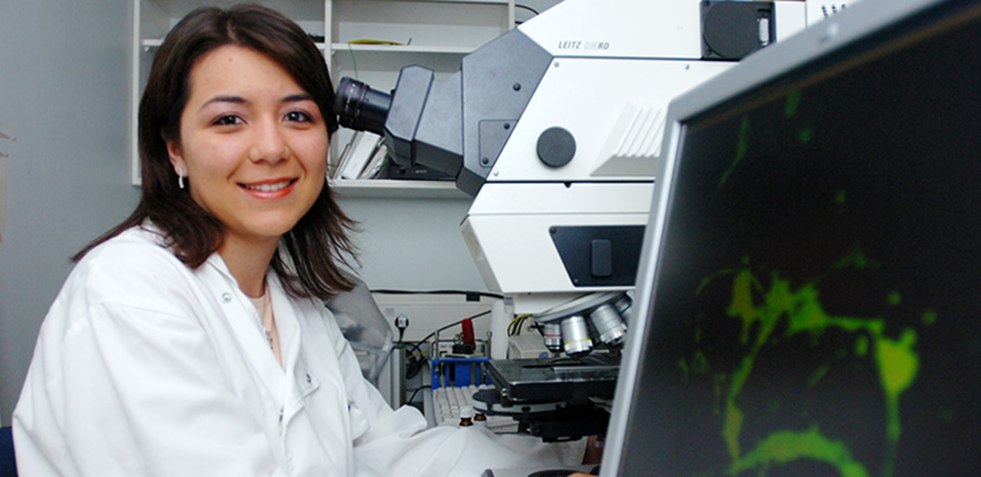 Image of brain repair researcher, University of Cambridge