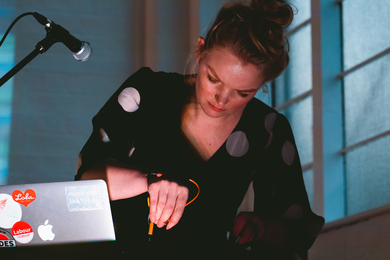 Georgia
                    Denham - photo by Guri Bosh