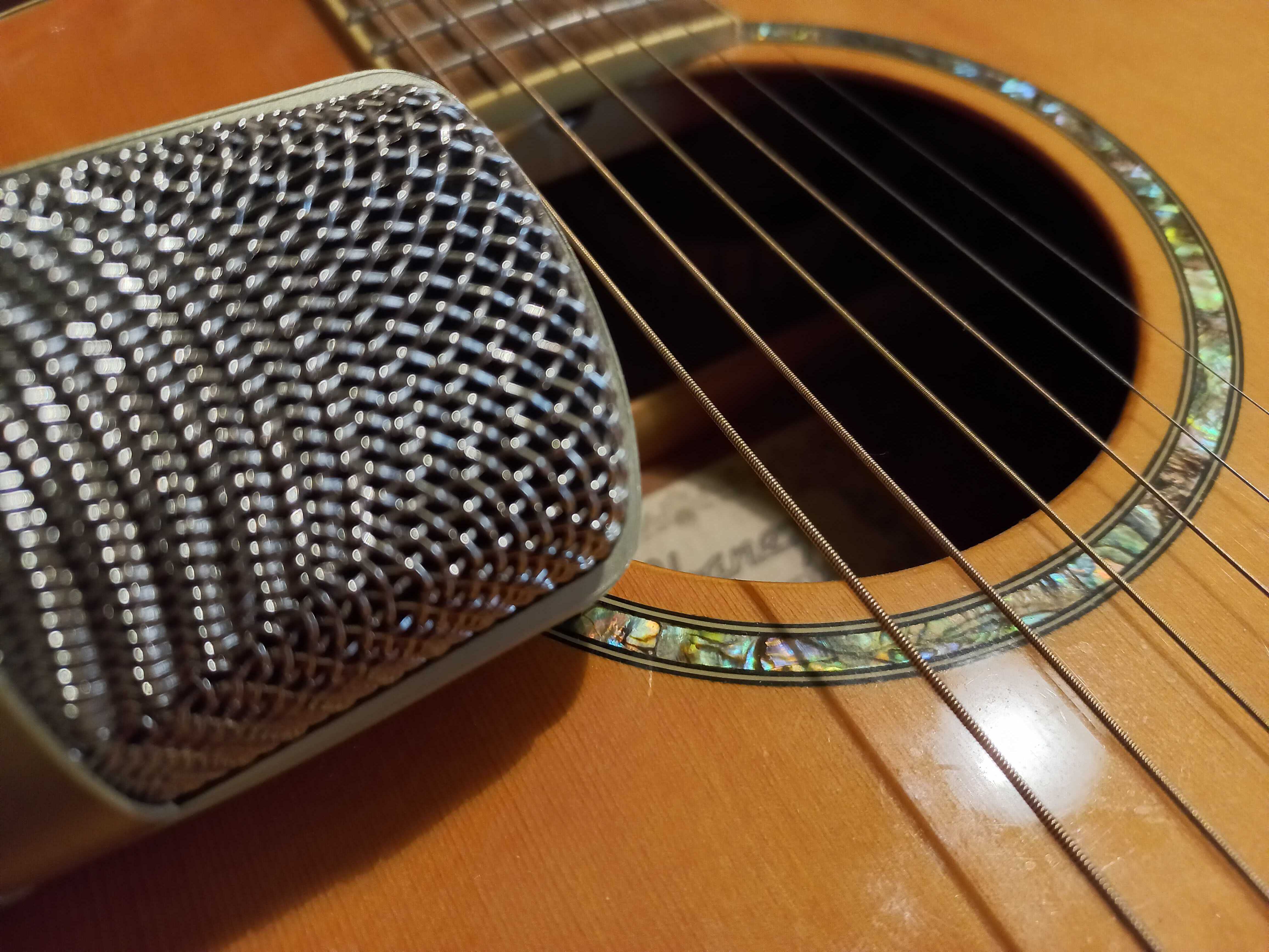 guitar and mic