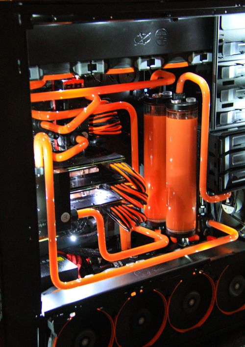 Water-cooled PC (built by Russell Hardle)